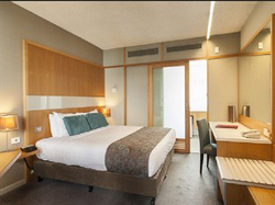 Quality Hotel Downtowner on Lygon