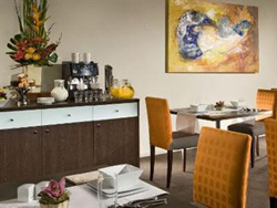 Somerset on Elizabeth Melbourne