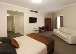 Country Inn WentWorth Plaza