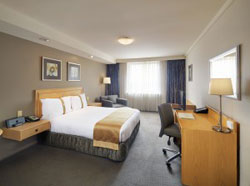 Holiday Inn Perth City Centre