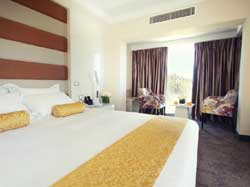 International On The Water Hotel