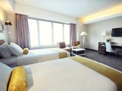 International On The Water Hotel