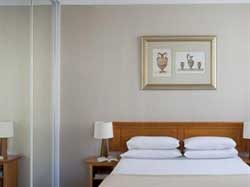 Mont Clare Boutique Apartmant