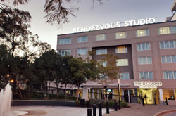 Rendezvous Studio Hotel