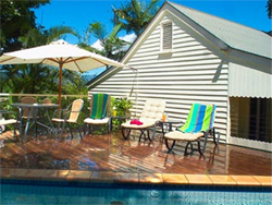 Port Douglas Cottage and Lodge