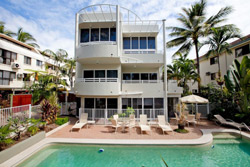 Sunseeker Apartments