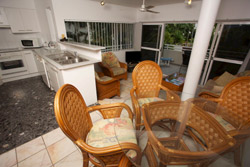 Sunseeker Apartments