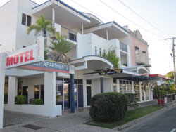 Cosmopolitan Motel and Services Apartments