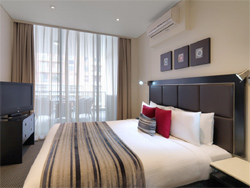 Meriton Serviced Apartments Waterloo