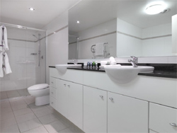 Meriton Serviced Apartments World Tower