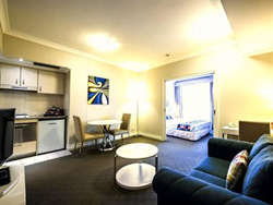 Seasons Harbour Plaza