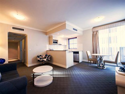 Seasons Harbour Plaza