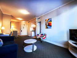 Seasons Harbour Plaza