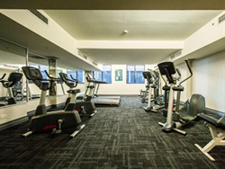 Seasons Harbour Plaza