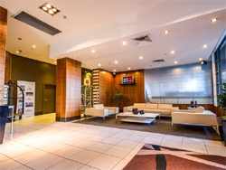 Seasons Harbour Plaza