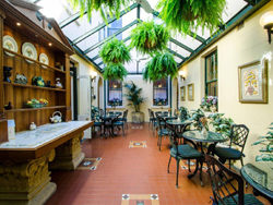 Victoria Court Hotel