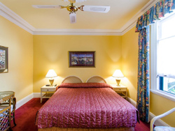 Victoria Court Hotel