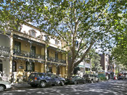 Victoria Court Hotel