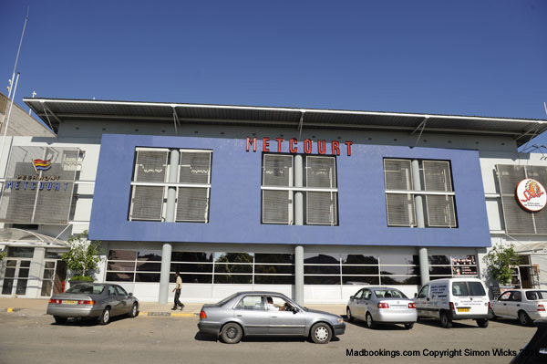 metcourt-hotel-francistown-01