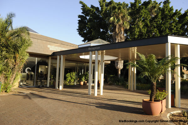 cresta-lodge-gaborone-01