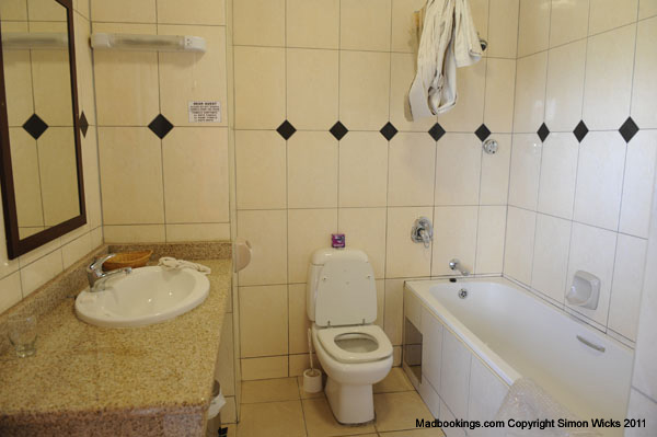 desert-sands-motel-palapye-13