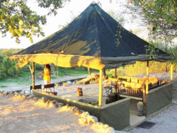 Meno A Kwena Tented Camp 
