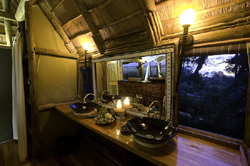 Kwetsani Camp Okavango Delta