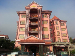 Luck Life World Hotel