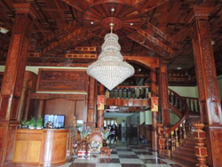 Luck Life World Hotel