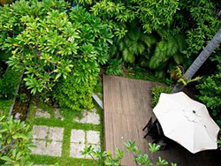 Frangipani Villa 90s Hotel