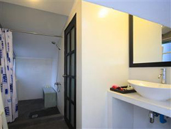 Frangipani Villa 90s Hotel