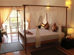 Frangipani Villa Hotel