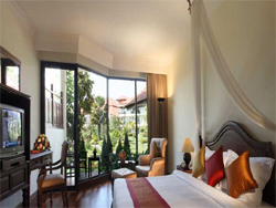 Grand Soluxe Angkor Palace Resort