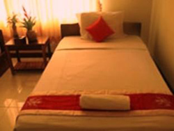 Sidewalk Never Die Hotel