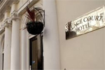 places to stay in Bayswater