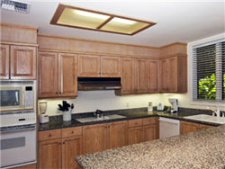 Destination Resorts Hawaii - Makena Surf