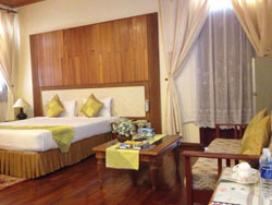 Champasak Palace Hotel