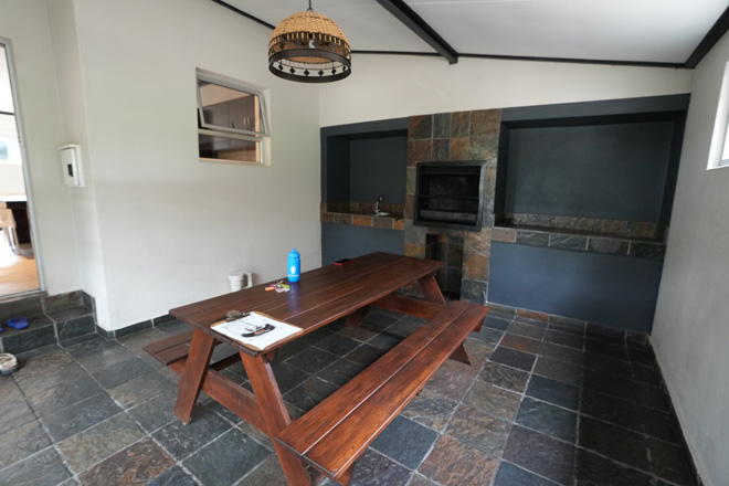 Arebbusch Travel Lodge Windhoek