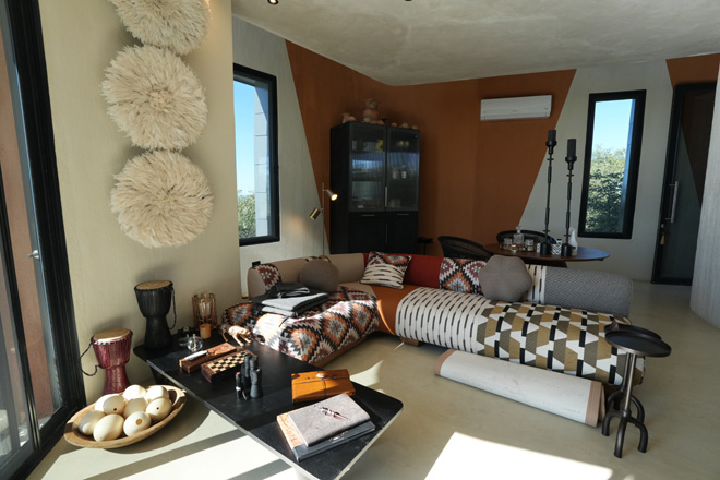 The Ekipa Etosha Pod Etosha