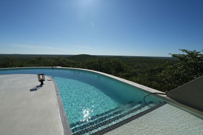 The Ekipa Etosha Pod Etosha