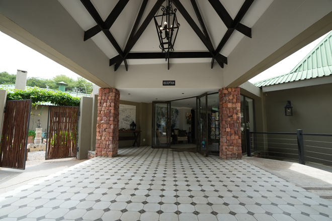 Otjiwa Safari Lodge Otjiwarongo