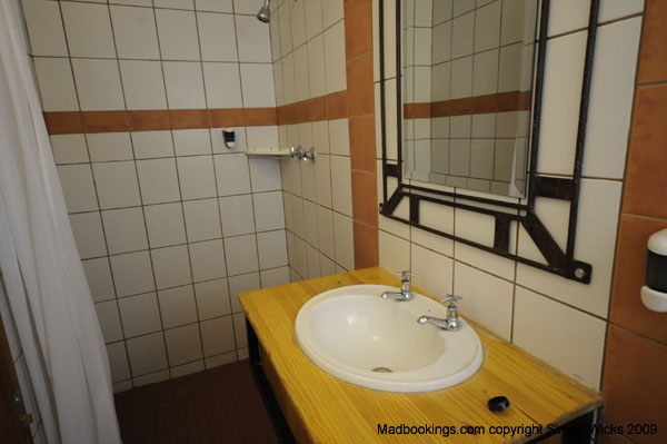 solitaire_country_lodge_room_05