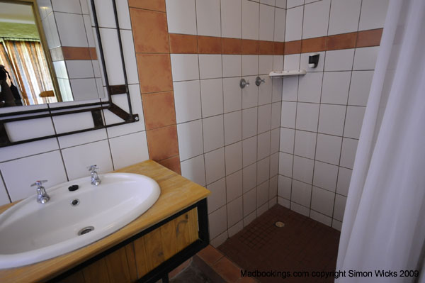 solitaire_country_lodge_room_13