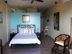 Linaw Beach Resort