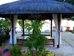 Linaw Beach Resort