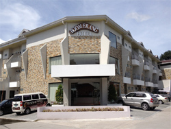 Boomerang Hotel
