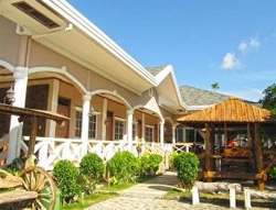 Yuken Mari Beach Haus