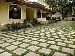 Casa Escano Bed and Breakfast