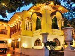 Casa Palaez Luxury Suites