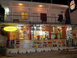 Centro Coron B and B